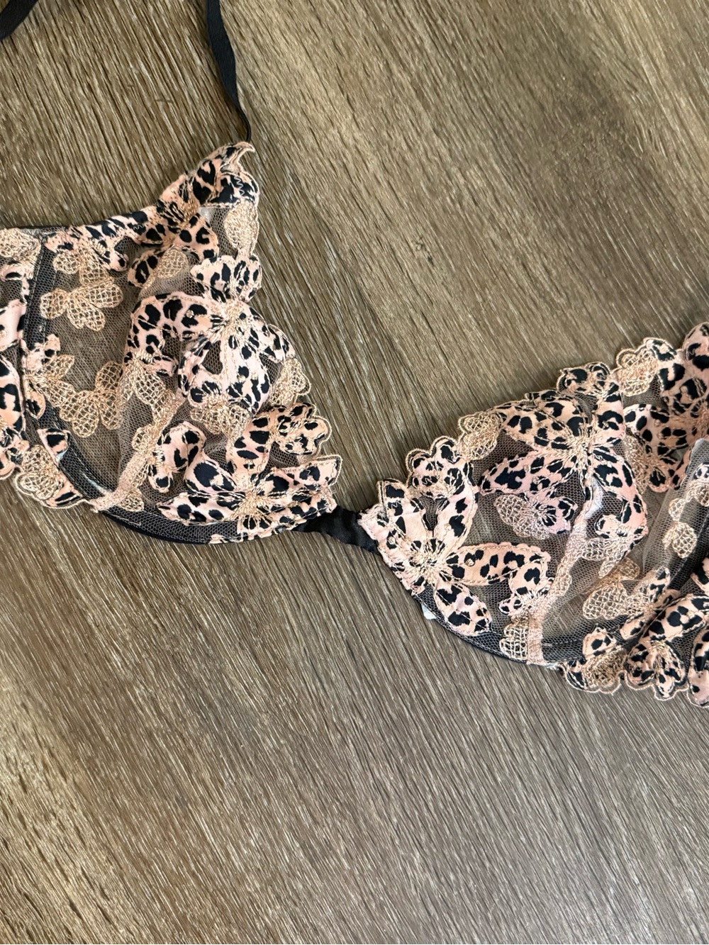 Victoria’s Secret Leopard Sheer Unlined Bra 34C